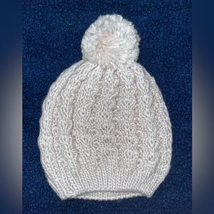 Knitted beanie with pom pom